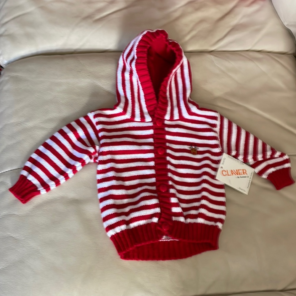 Beautiful Rudolph open  sweather with a hood❣️